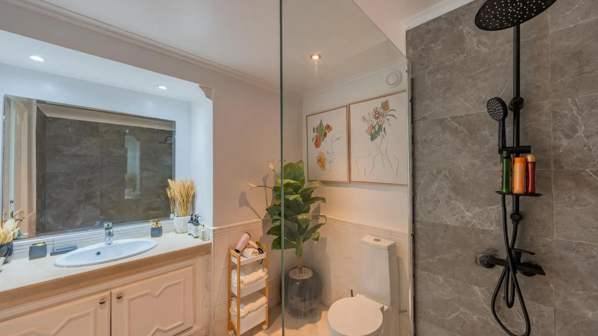 3Br With Swimming Pool Hivernage Apartment Marrakesh 0*,  Morocco